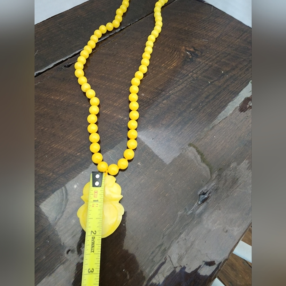 SE7 Yellow Beaded Vintage Necklace with Pendant - Picture 6 of 9